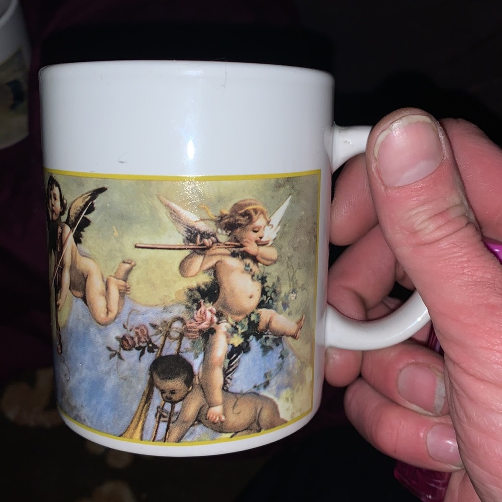 Two coffee cups - Picture 2 of 3